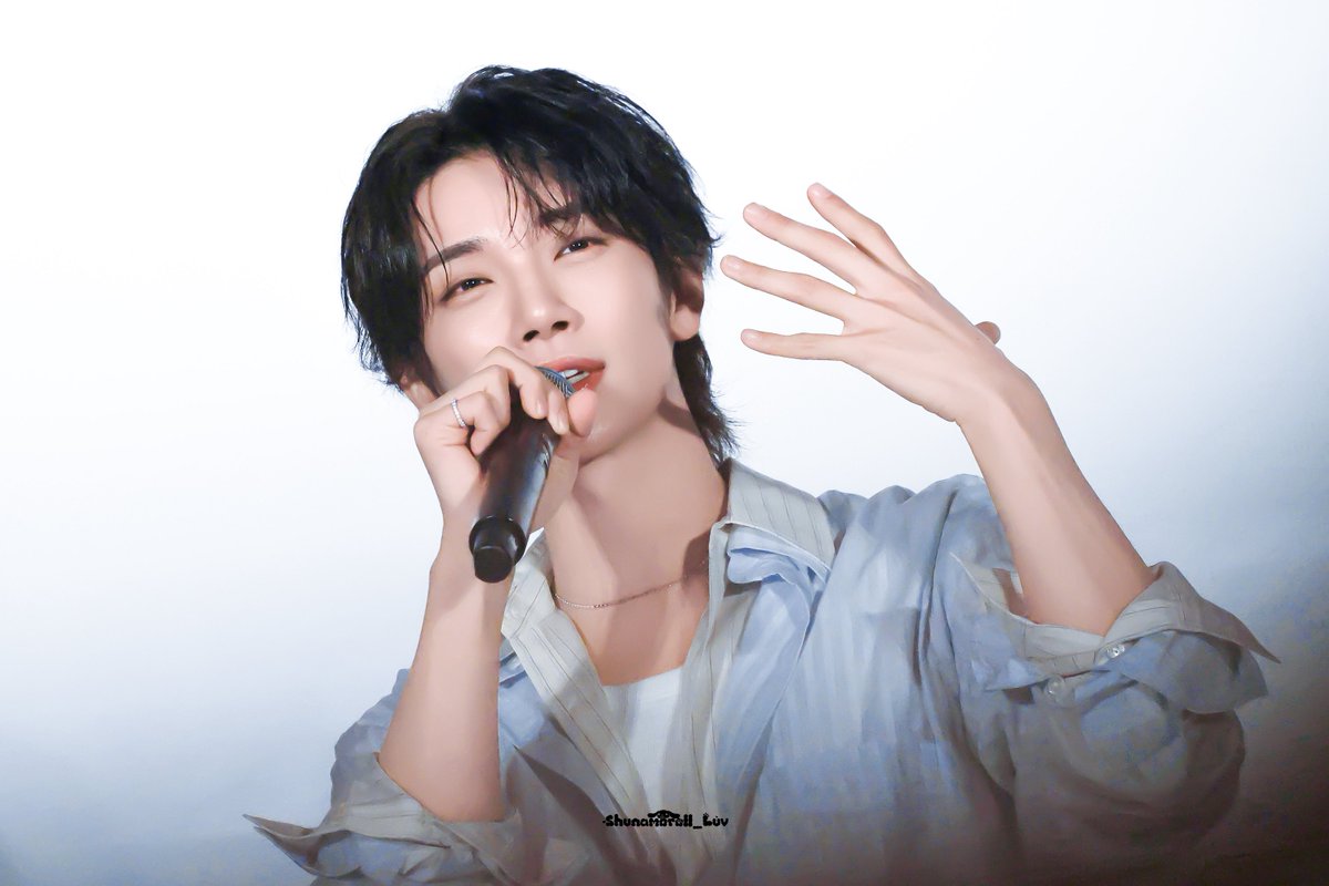 shunamoroll_luv's tweet photo. 260710 real barrier

손 진짜 예쁘네~ 🥰

@realbarrierJP 

#조슈아 #JOSHUA #홍지수 #ジョシュア
#세븐틴⁠ ⁠⁠ ⁠#SEVENTEEN⁠  #SVT https://t.co/POhcCckWX1