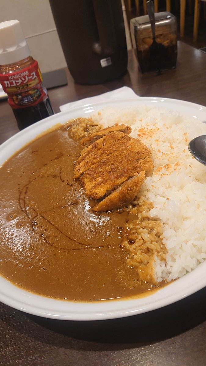 morokoshi_r's tweet photo. 最終送迎がココイチのとなり。

高いのに…でも結局…うまー https://t.co/wJgdsh0hnn