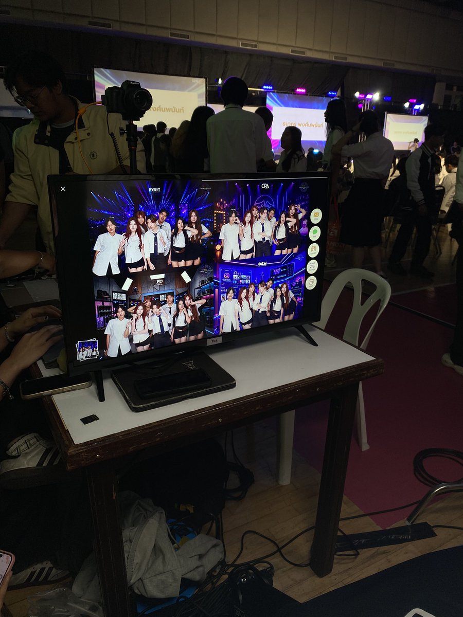babybigboyip's tweet photo. (15/20)

#SPUCAaiShowcase
มีโฟโต้บูทด้วยยคือเลิสไปปะสนุกมากภายในงานกิจกรรมแน่น https://t.co/2rvE9FJlfq