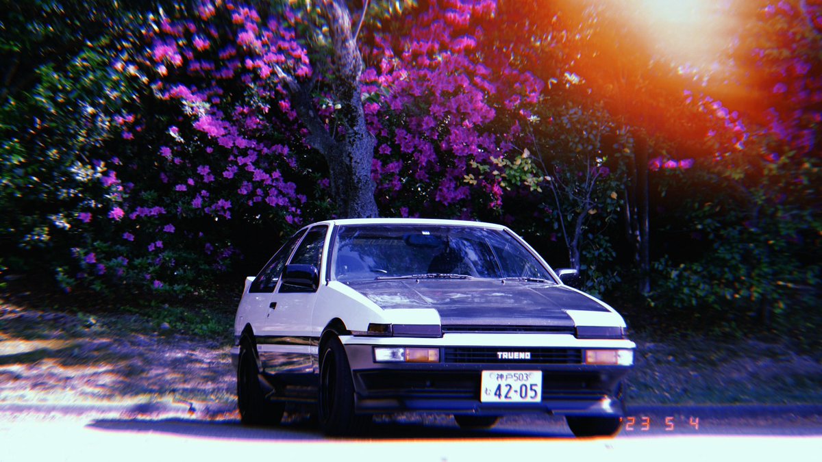 ae86_MP4_5B's tweet photo. 金沢初めて行った日、1枚目のイスのところで地元の人っぽい方に花帆の名刺交換してほしいって声かけられたけどその日はちょうど花帆だけ当たってなくてごめんなさいして次の日また買い物したら花帆来たから交換してあげたかったなぁってのと同じ日こなちも見晴台来てたかもってのでめちゃ印象残ってる https://t.co/0RmMdeqWSC