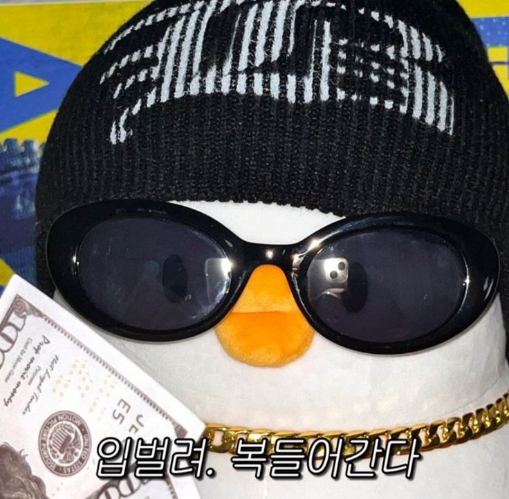 MOON tweet media