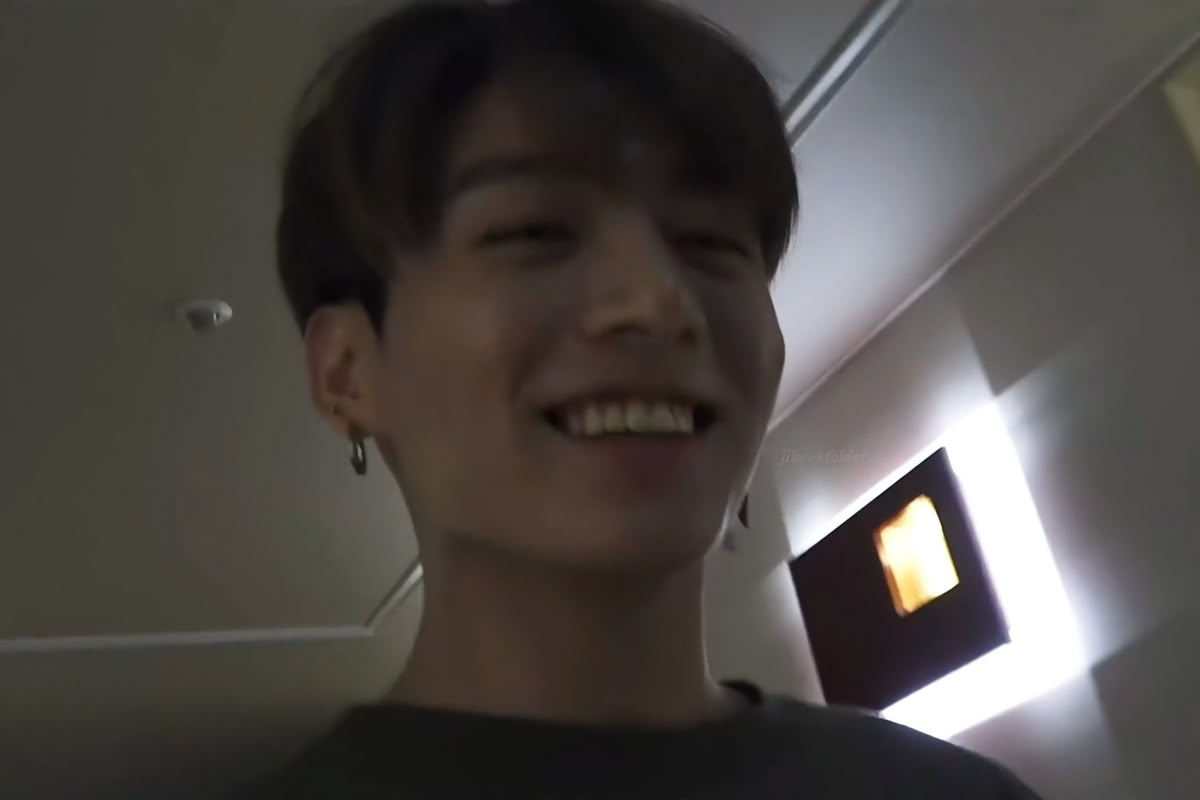 saranghoeywo's tweet photo. these pictures of him are so precious im actually in shambles https://t.co/bMwGv7P28P