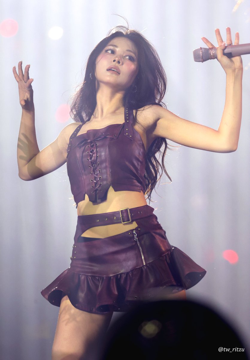 tw_ritzu's tweet photo. 260712 This is for in SEOUL🇰🇷

❤️‍🔥❤️‍🔥❤️‍🔥

#TWICE #트와이스 
#TZUYU #쯔위 #子瑜 #ツウィ
#TWICE_THISISFOR_WORLD_TOUR_IN_SEOUL https://t.co/XSylsN14TY
