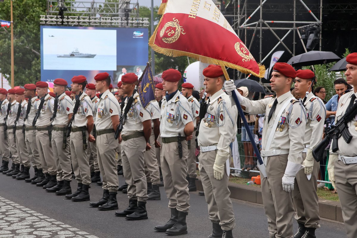 Image de Préfet de La Réunion - #14Juillet à La Réunion | Un défilé à dimension internationale 🇫🇷 🇷🇪 🇸🇨 Plus de 700 militaires