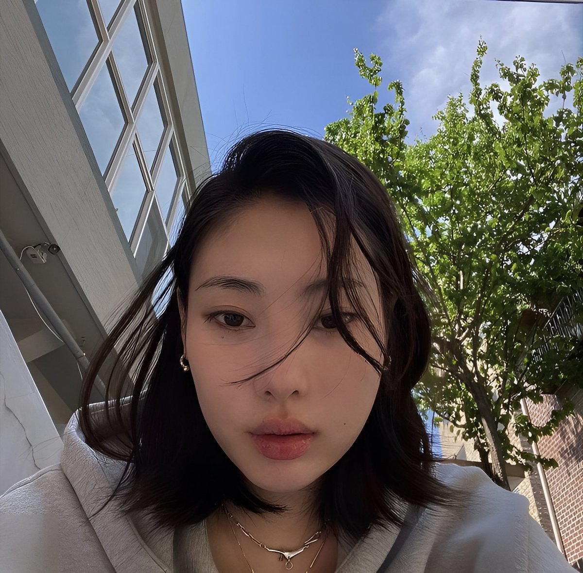 obliveronique's tweet photo. ㅤ ㅤ  
ㅤ ㅤ   　https://t.co/4GTCIUeAj4ㅤ ㅤ ㅤ went out today to get some fresh air and matcha along the way—best feeling ever.
ㅤ ㅤ https://t.co/WxvxAYHqAG