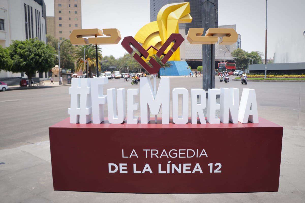 MiguelPenaflor's tweet photo. ‼️ El narcorégimen de Morena le ha fallado a las familias mexicanas y ahora también quiere borrar la memoria de los familiares de las personas desaparecidas. 

❌ Retirar antimonumentos no elimina la tragedia, ni el dolor de miles de mexicanos que siguen buscando a sus seres queridos. Es un intento por esconder una realidad que no han querido enfrentar. 

💥 Las víctimas de la violencia y de la corrupción merecen justicia, no censura, ni indiferencia.

#morenarco #narcomorena