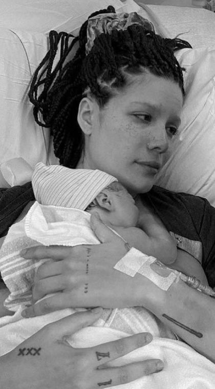 throwbackhals's tweet photo. On this day 5 years ago, July 14th 2021, Halsey gives birth to Ender Ridley.

HAPPY BIRTHDAY ENDER!! https://t.co/nrvEVbkYzr