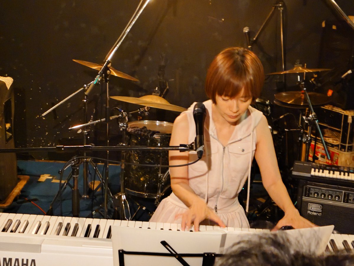noahsark244's tweet photo. @19740119 今日は最高でした！当然、アクスタも買いましたっ！しかし、このアクスタのビジュアルからは想像できないくらい可愛いかったです。まるでタイムマシーンに乗って25年前に戻ったようでした(笑)！ https://t.co/3Ys7oyz8F0