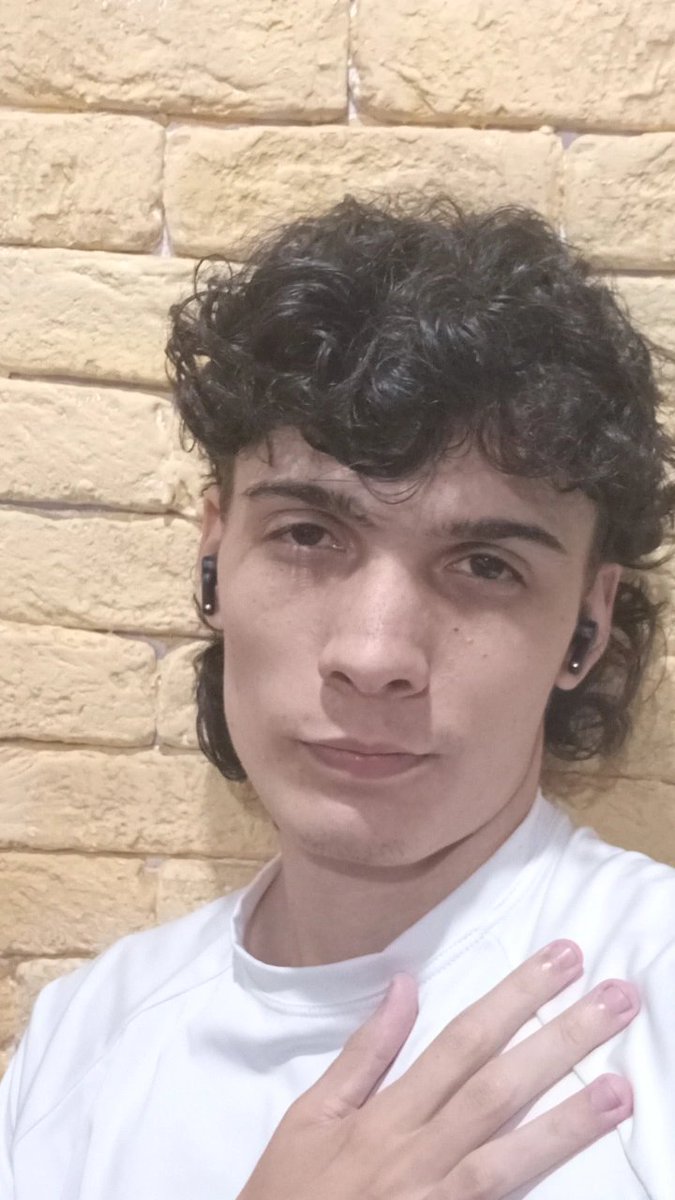 Lucas tweet media