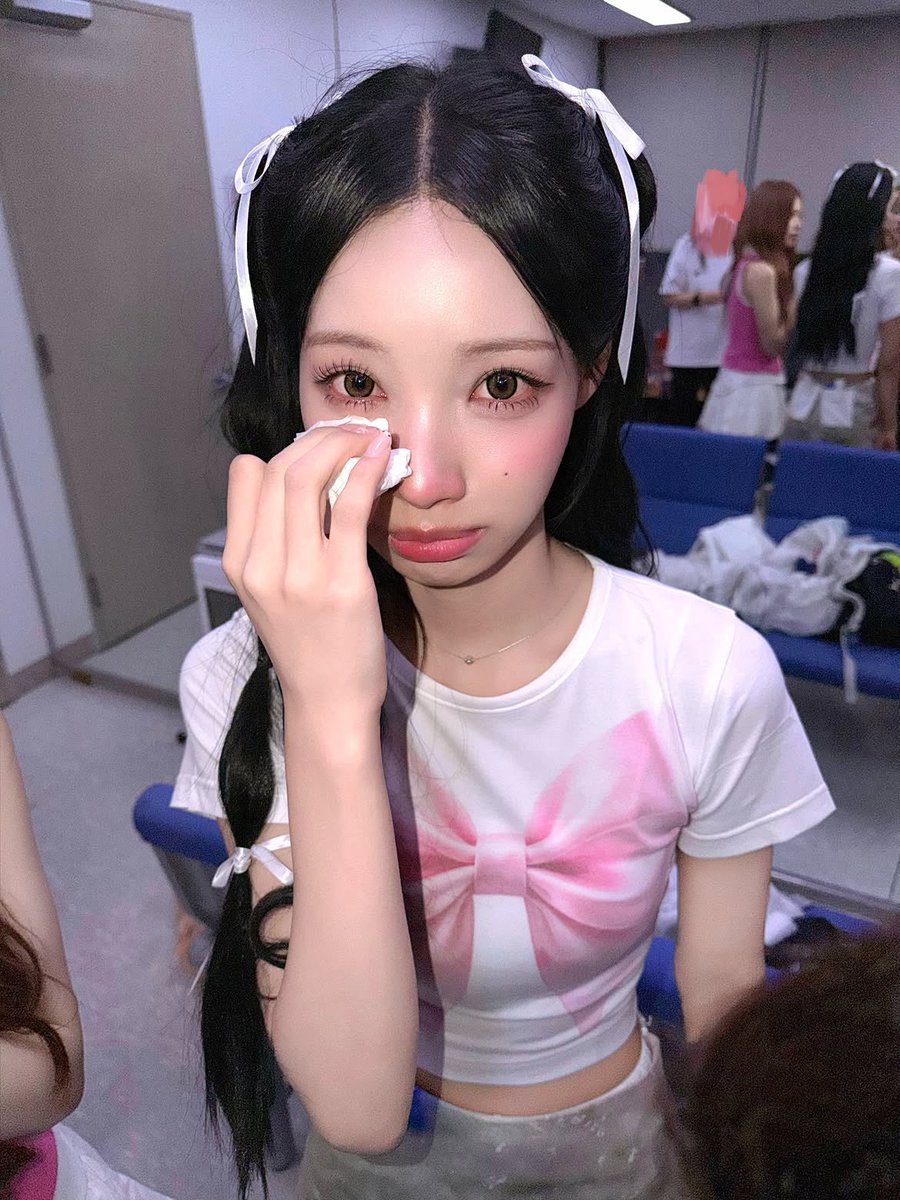 RESCENEGLOBAL's tweet photo. IG | 260714 #WONI

💬 Thank you so much for the 1st place 😭💖 We love you, Remine !!

#RESCENE #리센느 @RESCENEofficial https://t.co/jxX9bP1gN6