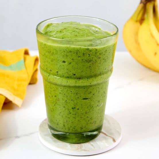 _we_love_food's tweet photo. Would you drink a Green Smoothie? https://t.co/TXl0ALorqH