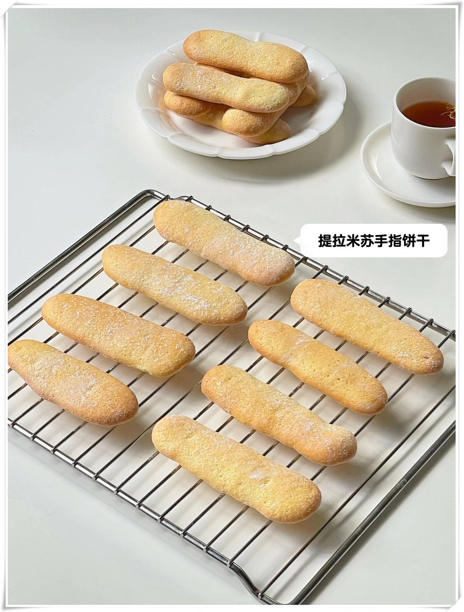 tNxgJwucqHoHwFt's tweet photo. Spent the evening making hand-shaped cookies with my kid—flour everywhere, smiles all around. Best kind of chaos right here.， https://t.co/Lt1vByOh7D