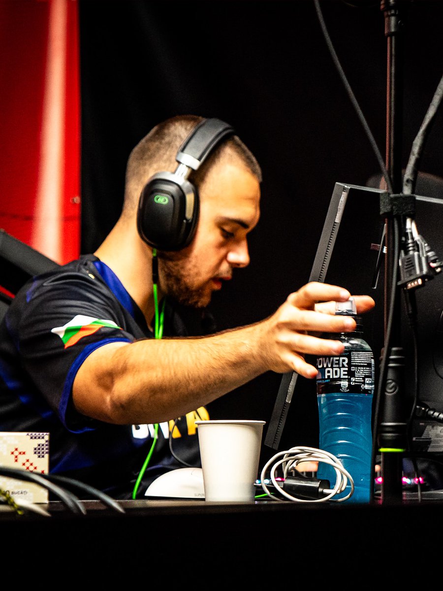 digital_crusade's tweet photo. 💙 Every great performance starts with the right fuel.
At Super Draculan, #POWERADE was there every step of the way, keeping our players and production team energized for the biggest moments of the tournament. Every round demanded focus, every match demanded endurance and #POWERADE helped power it all.
Thank you for being part of the Super Draculan journey and helping us perform at our peak. 💙