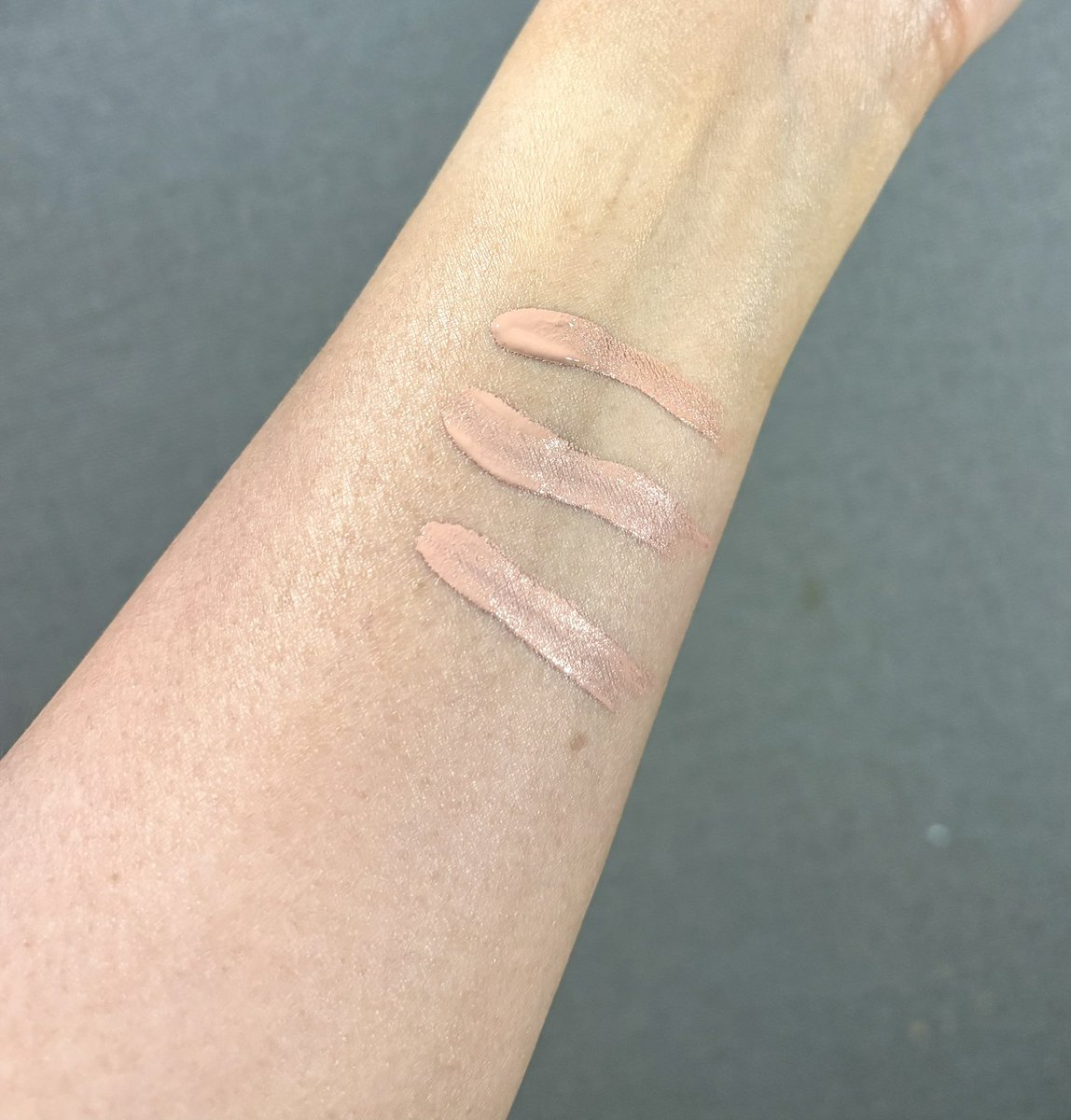 Am_jang's tweet photo. พรุ่งนี้จะมีอีเวนต์แต่พบว่าของสำคัญหมด!!!
#Beautilab A2P Concentrate Peach Dark Spot Corrector ที่จะต้องใช้กลบแพนด้าทุกวัน
ทาทีเดียวปิดได้หมด ไม่ว่าจะเป็นรอยคล้ำ รอยสิว จุดด่างดำ จัดการเรียบแล้วหน้าไม่ด่างไม่ดรอป￼
.
แต่เพิ่งนึกได้ว่าของหมด !! 😱😱😱 https://t.co/a1MJlqdYCT