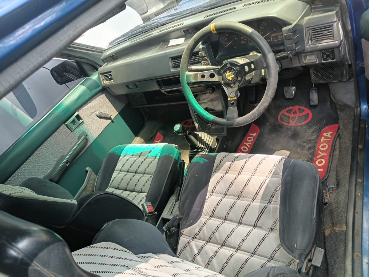 Starlet_Cartel's tweet photo. Starlet ep71 gt
1300cc 4efte engine
Ct9 turbo
OEM Top mount intercooler
5 speed manual gearbox
Momo steering wheel
14 inch banana rims
Original fabric interior
Call me 0722956999 https://t.co/Mqp4B1kAC3