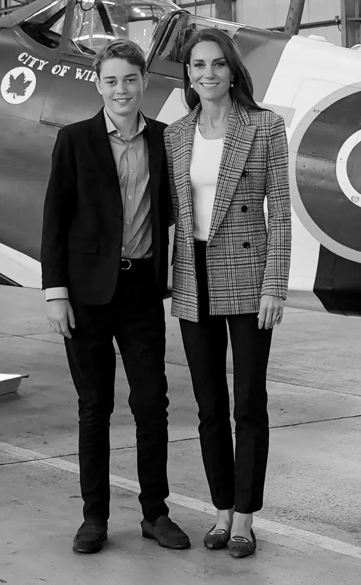 royallywales13's tweet photo. Prince George will be 13 next week 🤍 https://t.co/qxTnKilCir