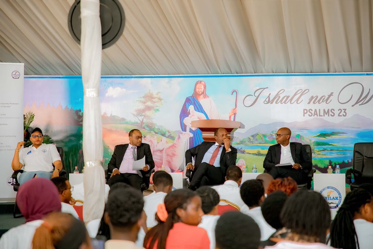 Rwanda_Bar's tweet photo. As part of RBA mentorship initiative  the President of RBA  delivered a public lecture at UNILAK, he encouraged law students to embrace Alternative Dispute Resolution (ADR) as a dynamic and growing avenue/opportunity for legal practice. 1/2 https://t.co/UWBbsljokc