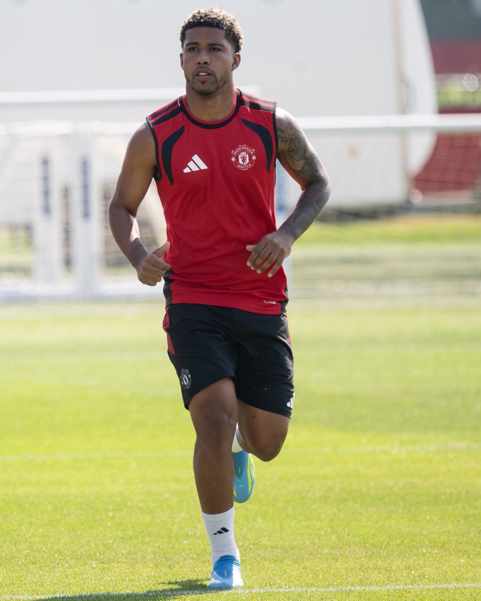 centredevils's tweet photo. Andrey Santos in training for Manchester United 📸 https://t.co/uc00njZM6z