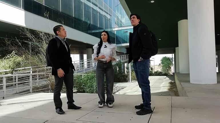 NotiBoliviaCom's tweet photo. #NotiBolivia │ Ministro Zamora denuncia despilfarro de Bs 500 millones en la sede de la Unasur de Cochabamba

Leer más: https://t.co/3PLwJ8JCwV
 
#Bolivia https://t.co/BpibPZwamK