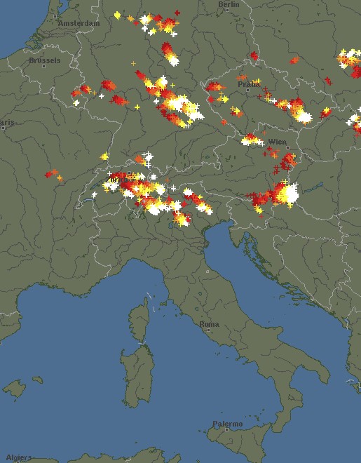 Emergenza24's tweet photo. ADESSO [14.07-18:30] Nord  #Italia in corso e previste intense precipitazioni anche temporalesche e forte attività elettrica #fulmini 
Dicci dove sei (se nell’area e ADESSO) e la situazione, anche se ok. Grazie.
Informazioni e aggiornamenti: https://t.co/FT4GDR2Doy

Segui questo account X/Twitter https://t.co/73Mmpaj4jZ
Iscriviti al canale Whatsapp Emergenza24 https://t.co/9bslUsJKi6