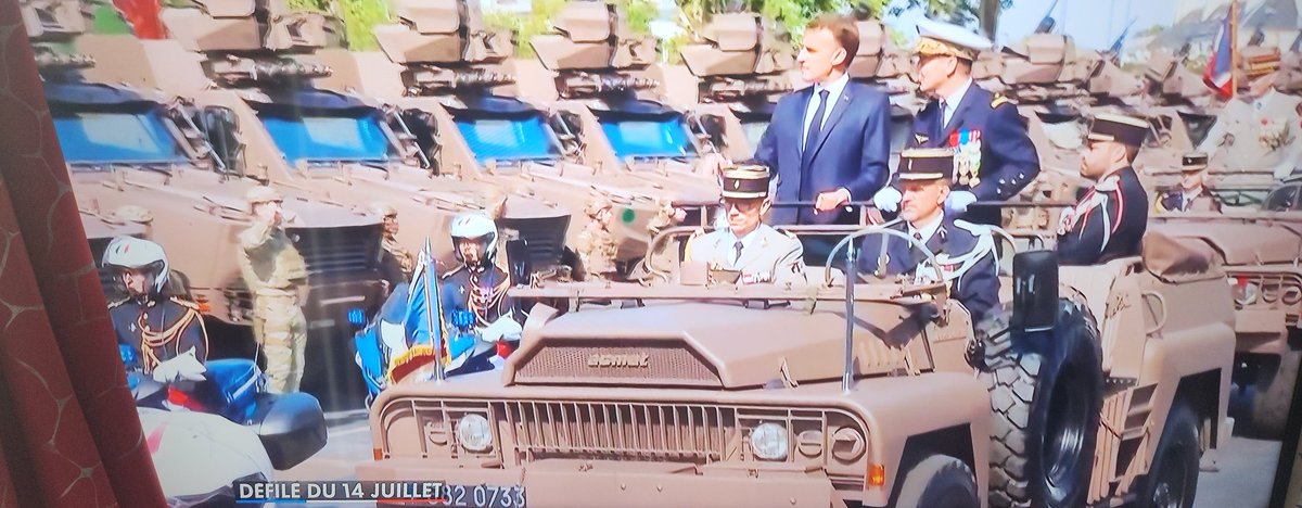 HerveSaigon's tweet photo. @EmmanuelMacron @SebLecornu Merci https://t.co/s4nLURuDdJ