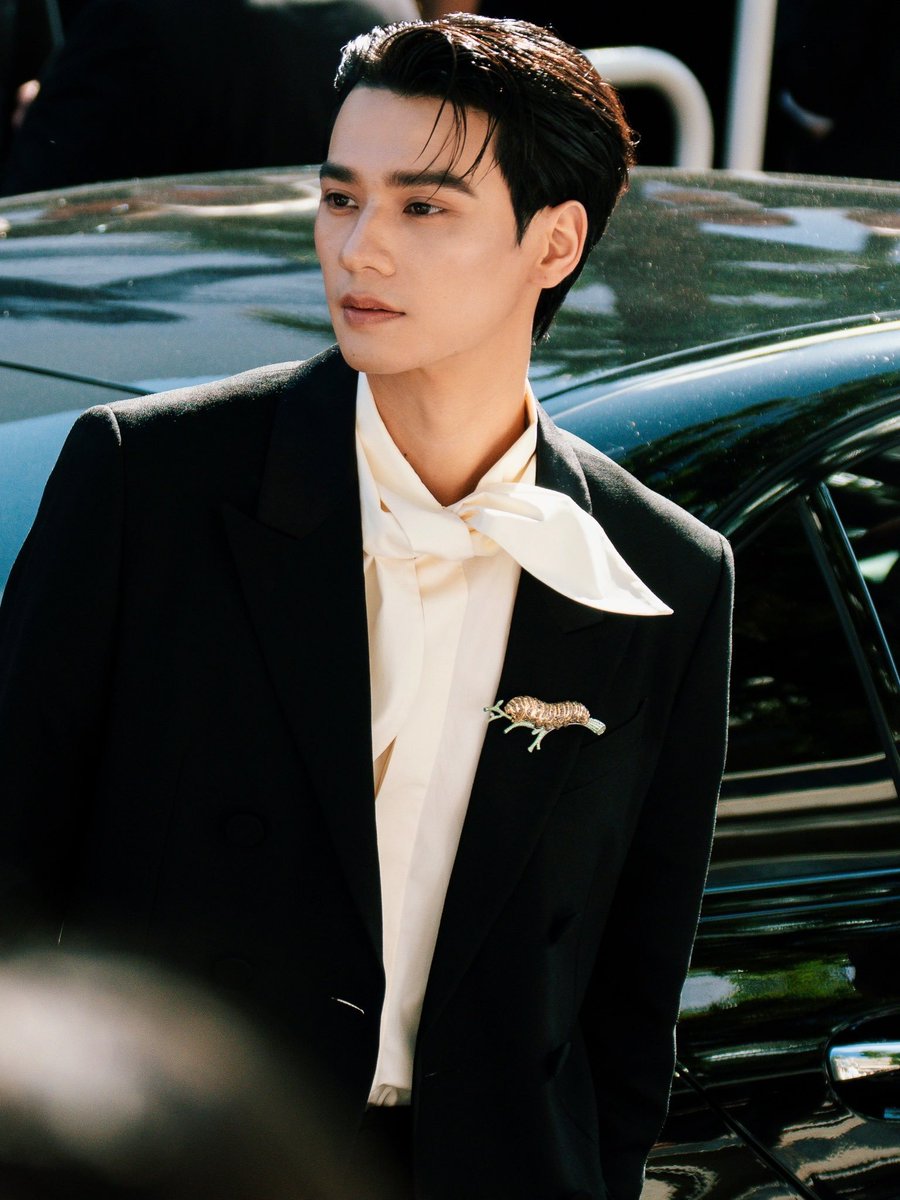 Me_Meaw04's tweet photo. หล่อที่สุด หล่อระเบิดด หล่อไม่มีใครเกิ๊นนน

#KengVlogInCannes
#KengHarit https://t.co/xFQkeymlIR