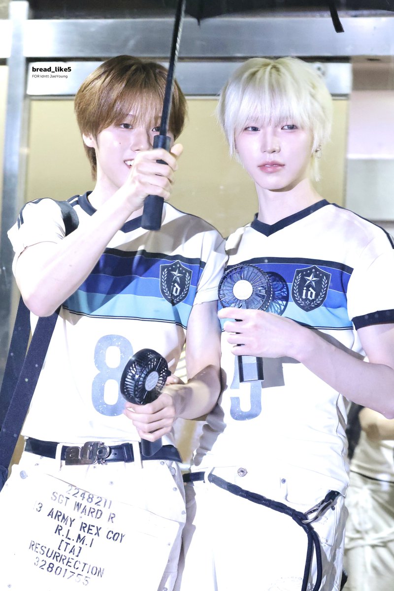 bread_like5's tweet photo. 260714

#idntt #아이덴티티 #이재영 #leejaeyoung #이환희 #leehwanhee #unevermet https://t.co/pMMUX79TUh