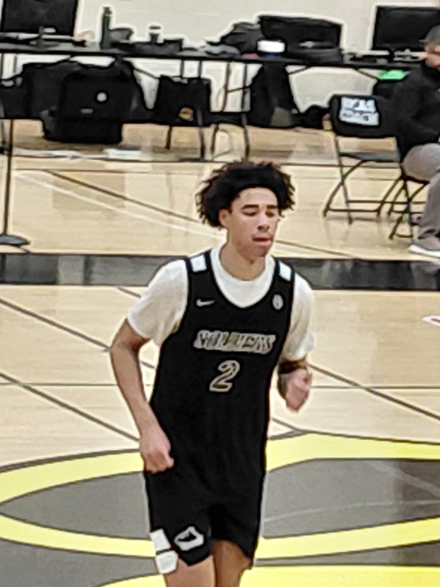 chickg3's tweet photo. Tuesday morning Eye-Catchers @NikeEYB Peach Jam from Oakland Soldiers (CA) in their 75-53 win over The Family- 6'4" '28 Mateen Cleaves Jr #2 (Dream City Christian), 6'4" '28 Lleyton Leonard #21 (Basha HS) and 6'2" '28 Jaydon Hayes #1 (Willow Canyon HS). https://t.co/AJOnNnOXAy