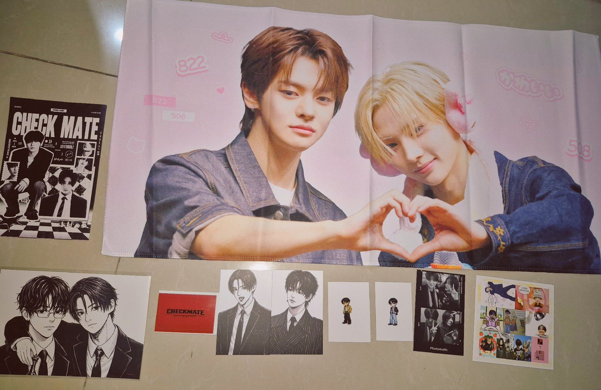 thebvbbletea's tweet photo. Ditengah gempuran masih perasaan sedih karena jmn karam setidaknya unboxing paket ini membuat senyum kembali 🥲💗 https://t.co/Mebq0klU6R