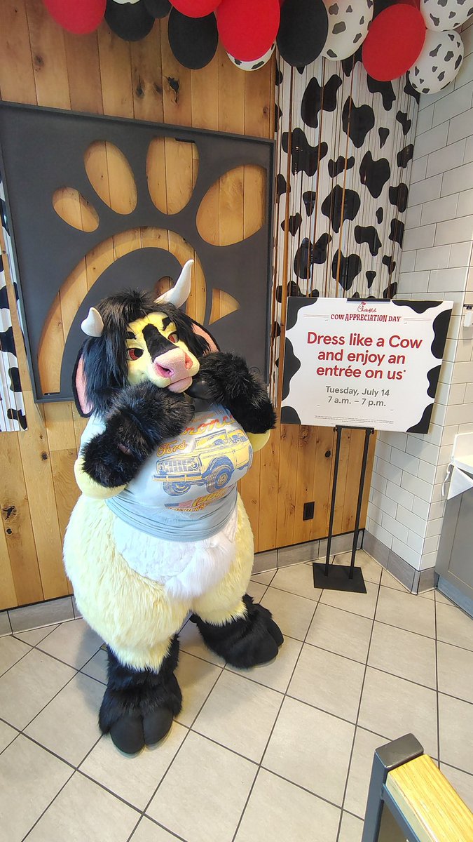 Butter the Cow tweet media