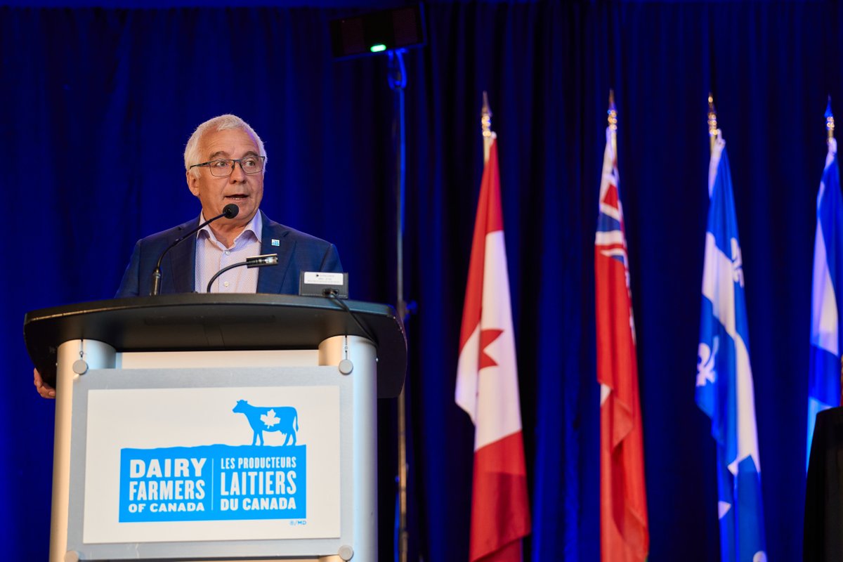 dfc_plc's tweet photo. L’#agaPLC2026 est officiellement commencée à Moncton. Dans son allocution d’ouverture, le président des PLC, David Wiens, a évoqué cette quête commune de progrès qui unit les producteurs laitiers canadiens et a mis en lumière plusieurs priorités qui façonneront les années à venir.

Il a souligné l’importance de défendre la gestion de l’offre, de protéger la sécurité et la souveraineté alimentaires du Canada, de composer avec l’incertitude persistante sur le plan commercial et de répondre collectivement à l’évolution des besoins des consommateurs.

« En continuant d’innover, de mériter chaque jour la confiance des Canadiens et de faire front commun pour défendre notre secteur, nous veillerons à ce que le secteur laitier canadien demeure une pierre angulaire de la souveraineté et de la sécurité alimentaires de notre pays. Voilà un avenir pour lequel il vaut la peine de s’investir, et je sais que nous allons le bâtir ensemble. »