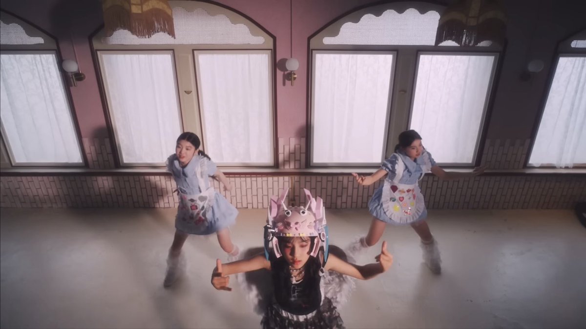 rizegroan's tweet photo. 【キャスティング&amp;マネージメント情報🎥】

💿MINO CHANG 「帳!」 (Super)🪽

こちらの作品にて弊社から

◉Cast
・風見 優芽(RIZE GROAN)
・陣竹 一華(RIZE GROAN)

バックダンサーをキャスティング・マネージメントさせて頂きました📔🎀✨

関係者の皆様、誠に有難う御座いました🙇🏻 https://t.co/BE7yCcLp3D