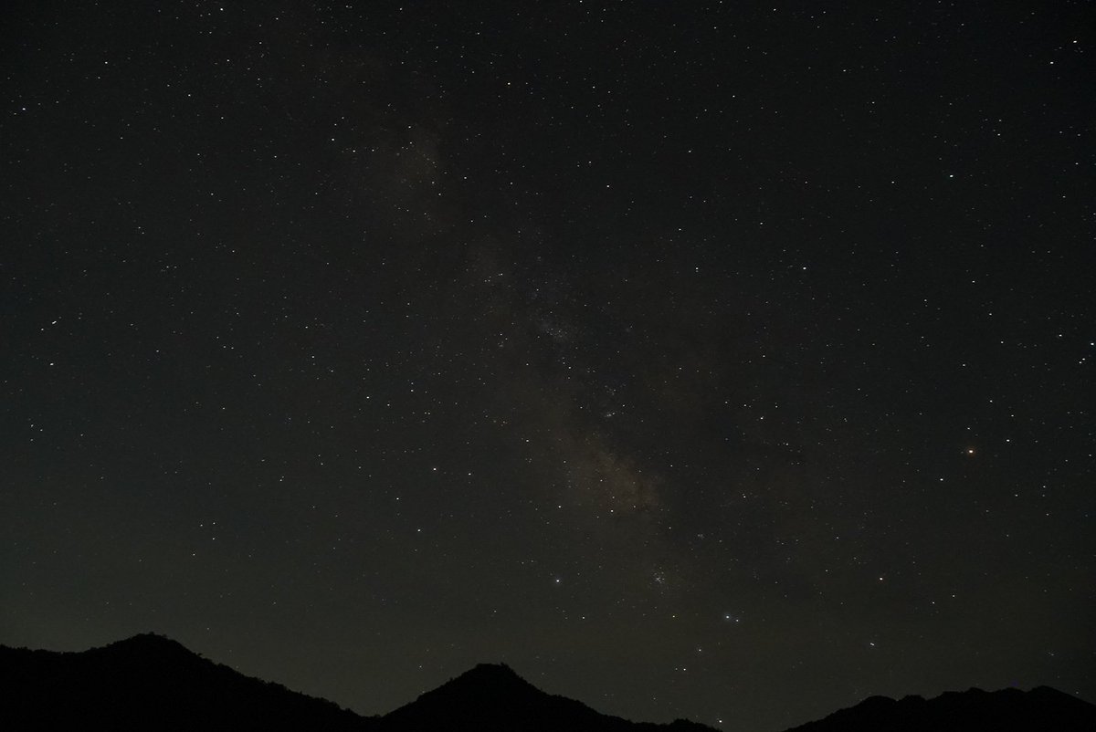 gami_29_mogs's tweet photo. 試走がてら星空撮影
今日は星がよく見えました

帰ってきたらデフオイルの匂いが…？
シールから漏れてそうな感じ…なんてこった… https://t.co/1URJt8qhvO