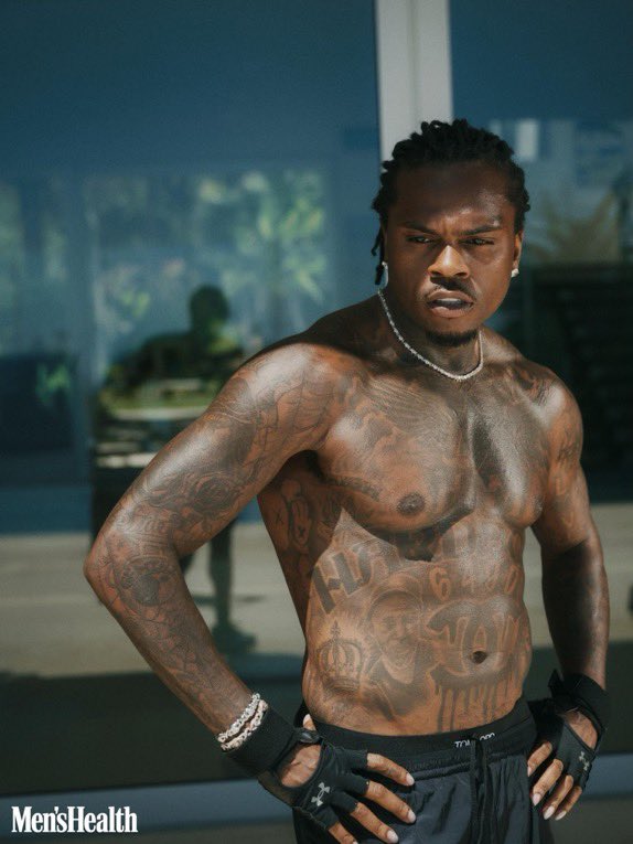 DailyRapFacts's tweet photo. Gunna is featured on the cover of Men’s Health magazine Music + Muscle issue 👀

Gunna shows off his fitness journey 💪🏿 https://t.co/xsiSfN8RY3