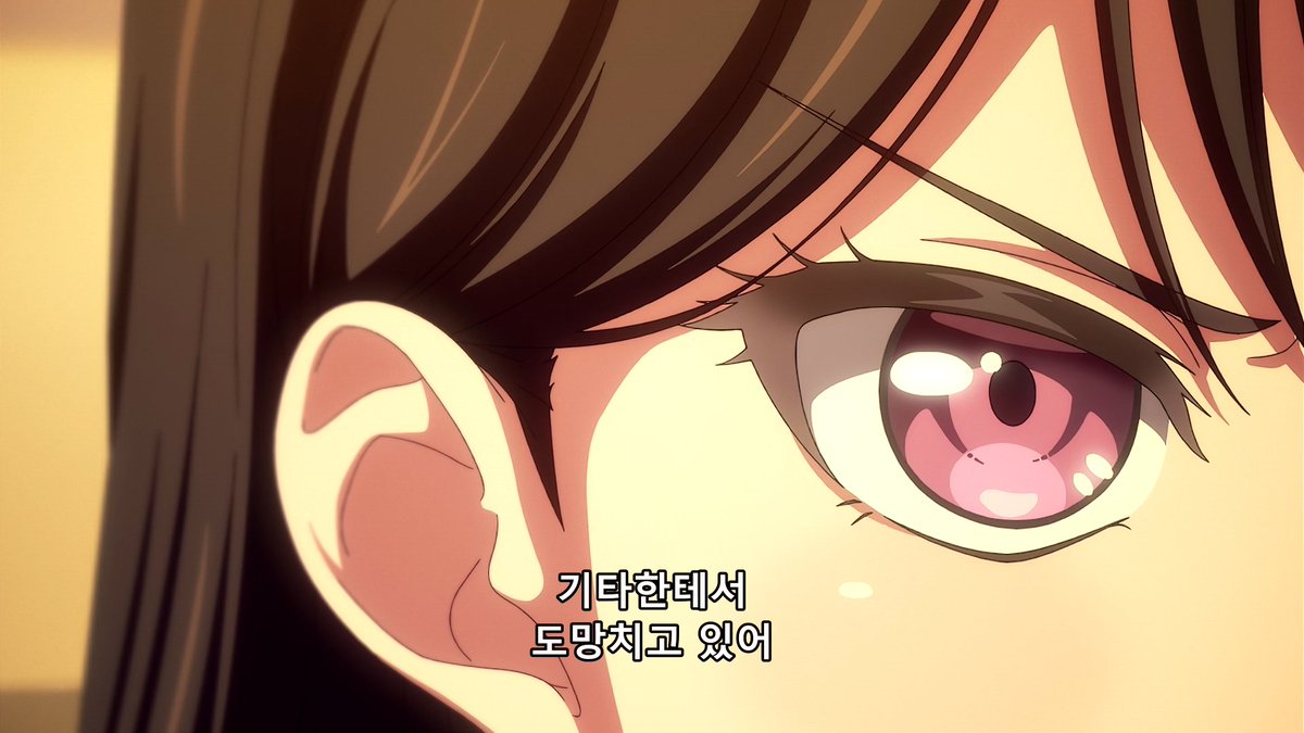 AhEh0214's tweet photo. 타키야 나 너무 아프다.. 그만 때려 https://t.co/l4Gffrdxv3