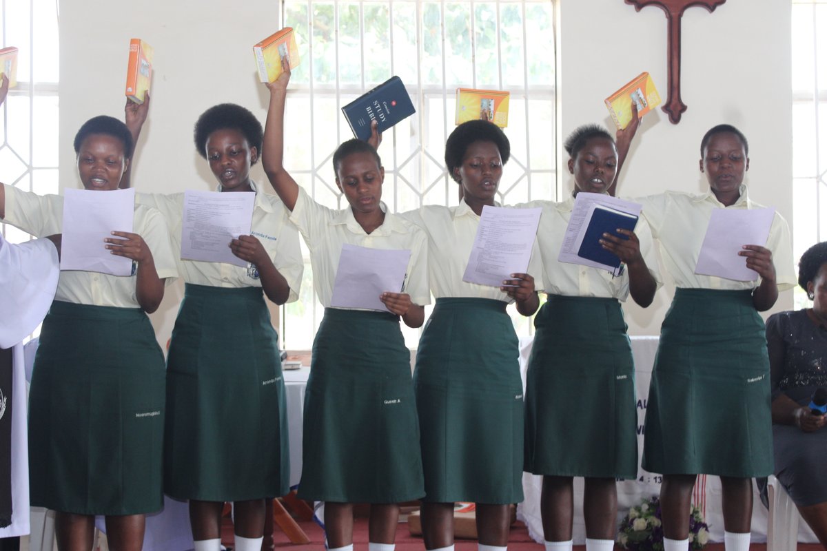 Explorecar21711's tweet photo. A new chapter of leadership begins.

The newly elected prefects of Kashaka Girls Secondary School @kashakagirlsss  took their oath of office, accepting the responsibility to serve with integrity, discipline, and commitment. @asshuofficial 

Leadership is not just a position to hold; it is a responsibility to uphold values, inspire others, and create a positive impact within the school community.

#StudentLeadership #Leadership #Education #YouthDevelopment