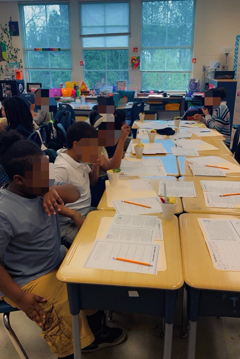 unluckybutter3's tweet photo. I am the most tech savvy, yet anti-Chromebook, teacher in my building. lol PUT EM UP! We’re about to use our hands and minds mane. lol #Teachersof𝕏 https://t.co/x7CrZ4iDIX
