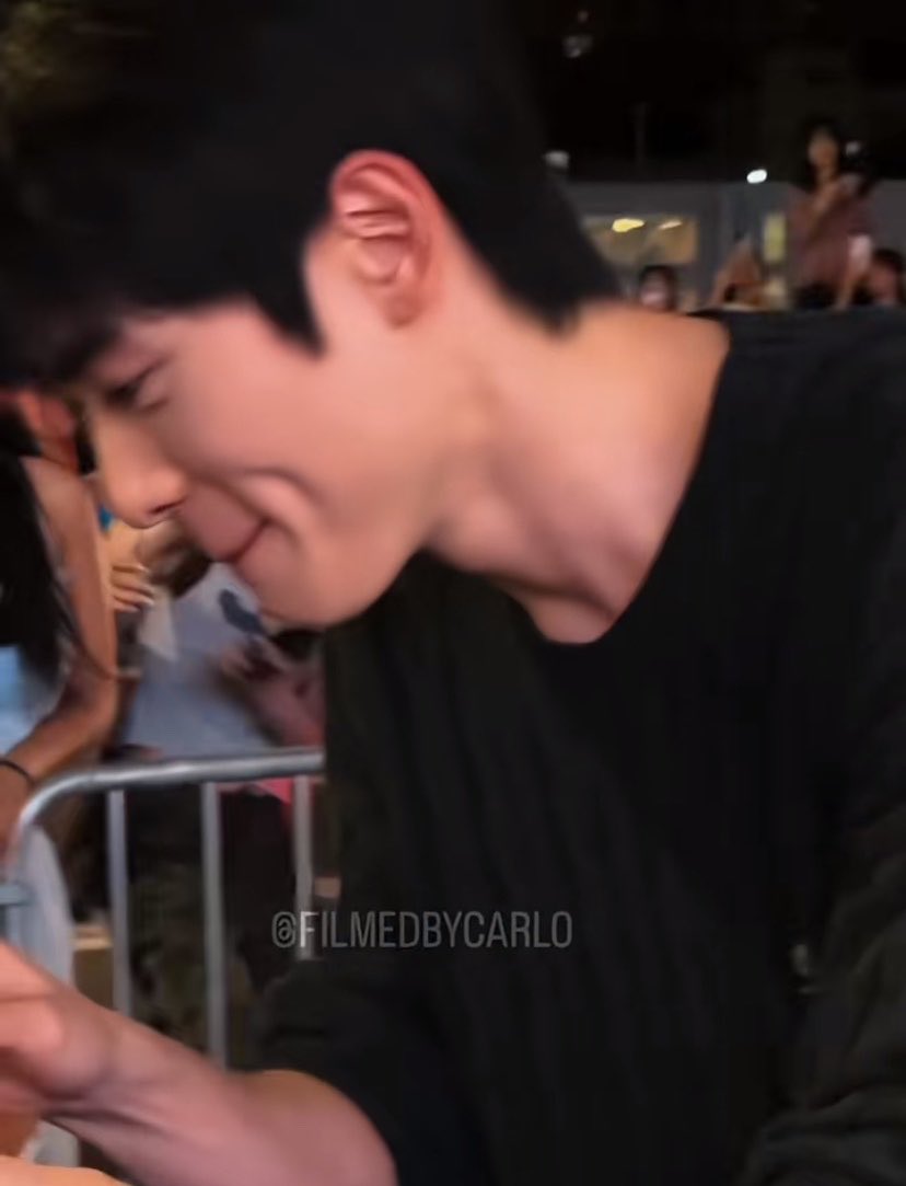 twneayyishere's tweet photo. เค้ารักบี๋ ♡♡♡♡ https://t.co/oOG8krxagz