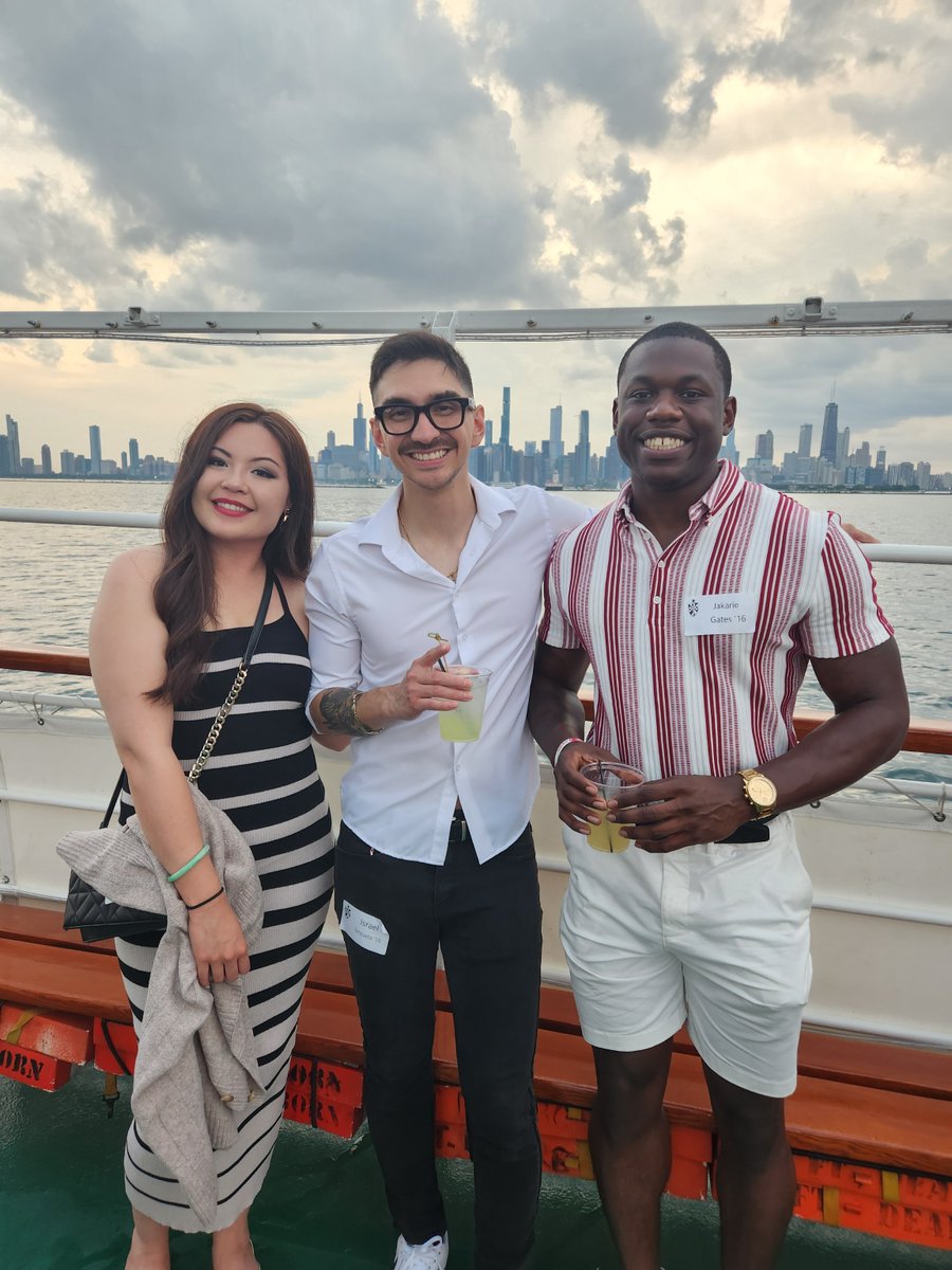 fenwickfriars's tweet photo. #FenwickFriars set sail on Lake Michigan during the Annual Young Alumni Boat Cruise! 

View the event photo album on Friars Connect, Fenwick's online alumni network: https://t.co/VfT2FCWPZ7 https://t.co/2JNRacQGoi