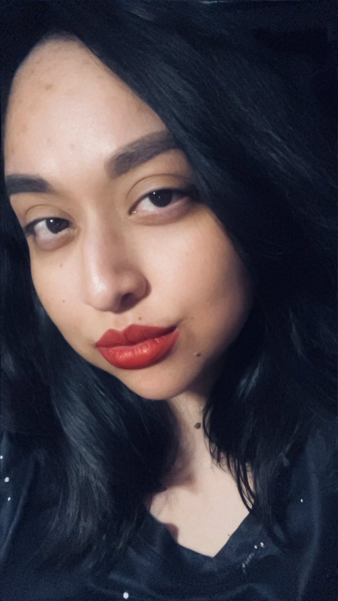 IntrovertLatina's tweet photo. Today i had a little energy to look presentable
i miss playing with makeup . the only thing that makes me feel pretty 😭😅.
💜
🥀
💜
🥀
💜
#MentalHealth
#ItIsOkNotToBeOk
#DepressionIsReal https://t.co/j55gRDbgYo