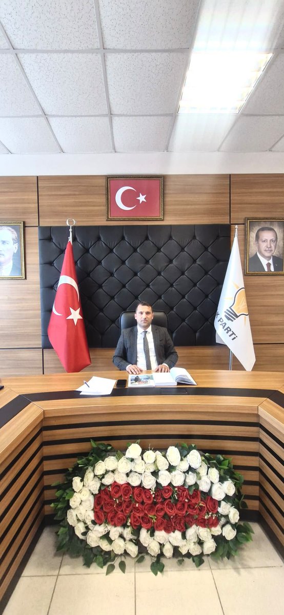 turgaykurtkan's tweet photo. 📍Yönetim Kurulu Toplantısı

Bugün Yönetim Kurulu Toplantımızı kıymetli dava arkadaşlarımızla birlikte gerçekleştirdik.

Toplantımızda teşkilat çalışmalarımızı değerlendirerek önümüzdeki dönem hedeflerimiz üzerine istişarelerde bulunduk. Birlik ve beraberlik ruhuyla, hemşehrilerimiz için çalışmaya kararlılıkla devam ediyoruz.

Rabbim birlik ve beraberliğimizi daim eylesin.
@T_Bedirhanoglu @EnginGunceoglu @Ntanglay