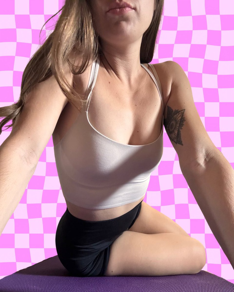 iamdaisyhaze's tweet photo. 💜💖 good morning 🧘🏼‍♀️☀️ https://t.co/PDuEQwEJTw