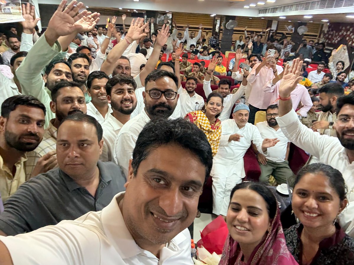 Indian Youth Congress tweet media