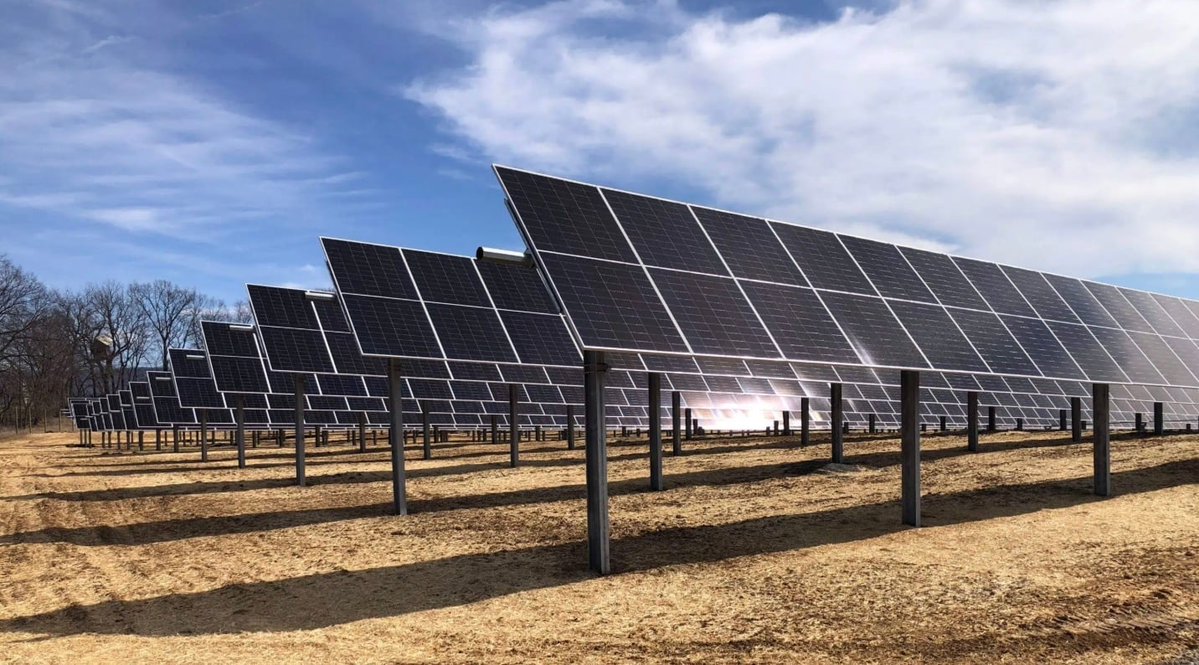 Standard Solar tweet media