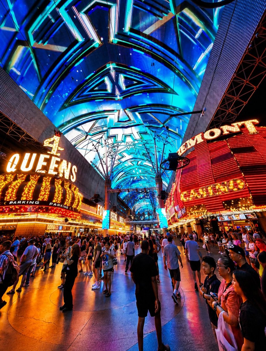Sin City Las Vegas tweet media