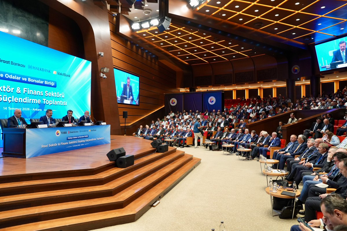 erdoganozegenn's tweet photo. TOBB Başkanımız Sayın @RHisarciklioglu ev sahipliği ve kamu bankalarımızın kıymetli genel müdürlerinin katılımıyla “Reel Sektör-Finans Sektörü Diyalog Güçlendirme Toplantısı”na katılım sağladık. 

KGF olarak üyelerimizin bölgelerinde karşılaştığı sorunlar ve çözüm önerileri hakkında istişarelerde bulunduk.

Sanayimizin üretim gücünü ve yatırım kapasitesini artıracak 1 trilyon liralık yeni imalat sanayi yatırım paketi dolayısıyla Sayın Cumhurbaşkanımıza şükranlarımı sunuyor, bu önemli desteğin ülkemize ve sanayicilerimize hayırlı olmasını diliyorum. @RTErdogan