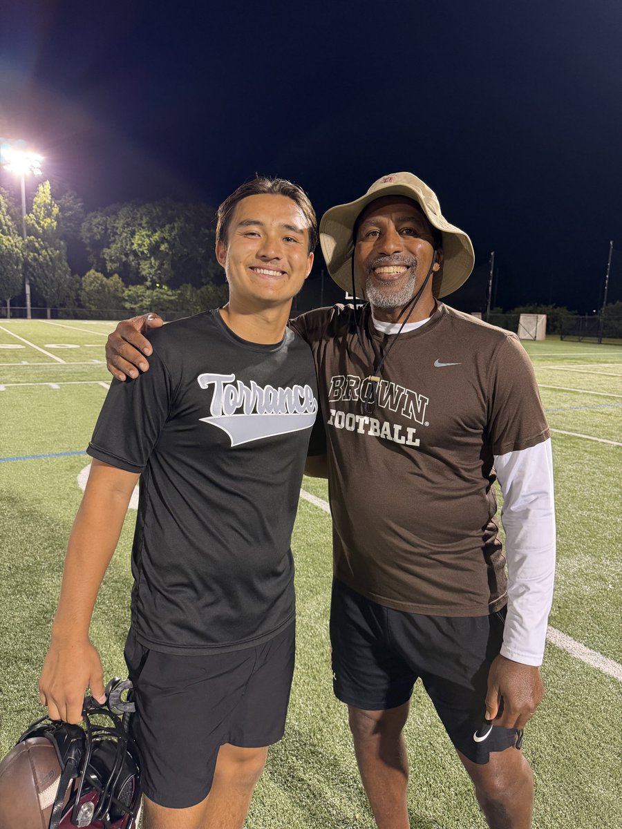 gibsonturner19's tweet photo. Had an unforgettable day at the Brown Camp! Thanks @coachDjackson1 and the brown coaching staff for a great camp! Next up Cornell 7/17 @Sean_Reeder and Princeton 7/18! @CoachRosenbaum @CoachRayCarter @KeithFranklinII @CoachProthro @THS_TartarFB https://t.co/fDaaWQARcG