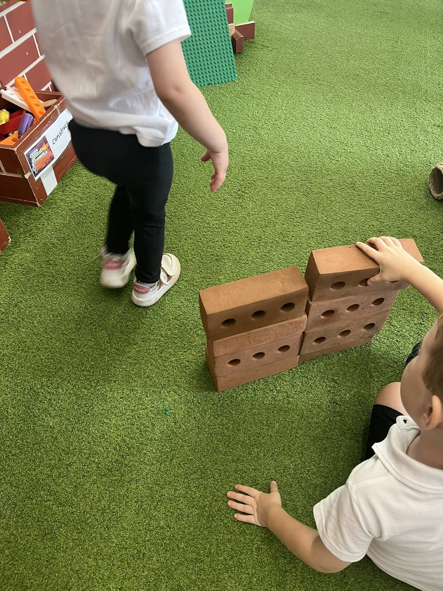 NurseryBHP's tweet photo. Cutting, sticking, drawing and building- the children were so engaged with their independent play. @busheyheathjm #busheyheathPD https://t.co/7bqWro33ZS