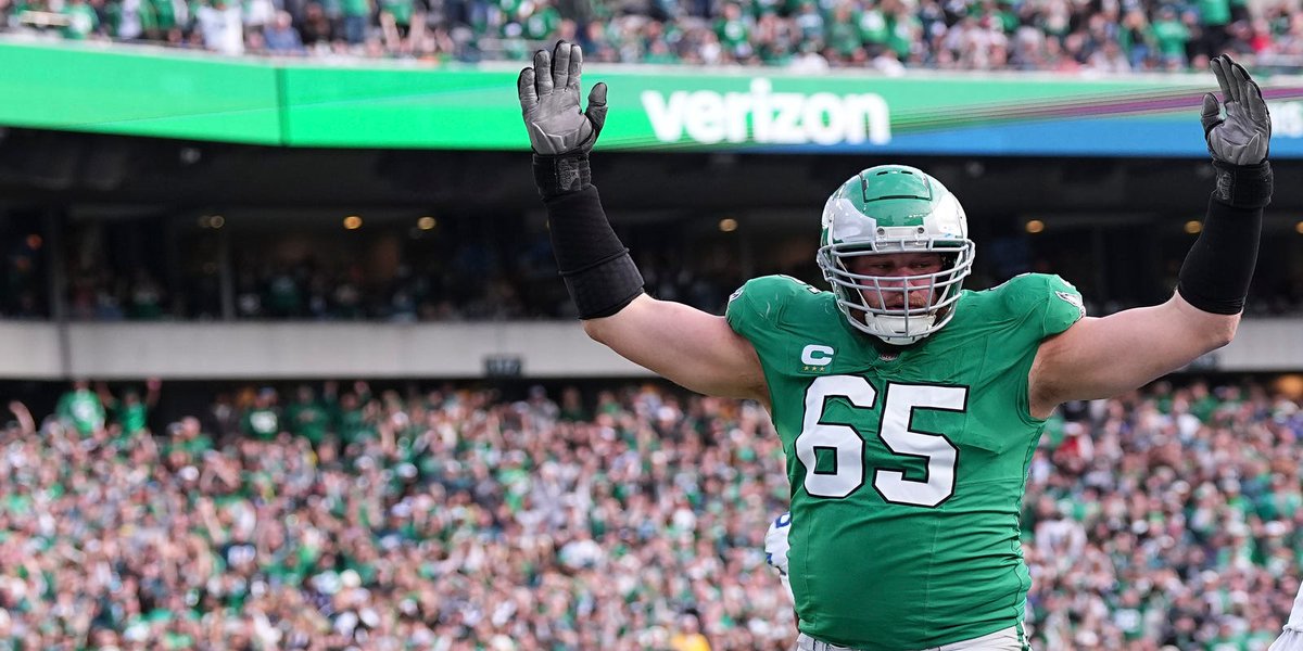 TheEaglesWire's tweet photo. The Eagles are well represented among Madden 27's projected top 100 players, though two popular platforms disagree on several overall ratings.

📸 Mitchell Leff, Getty Images https://t.co/XKbpPSl7Qr https://t.co/TVqSwSw1sJ