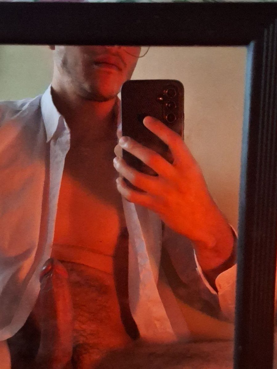 LuisSngl_SW's tweet photo. Hola hola buenos dias 

Estaré mas activo por aca en la otra ya no puedo subir contenido 

Síganse aca y el RT se lo merece la foto 🤤 https://t.co/1Br07eSIVD